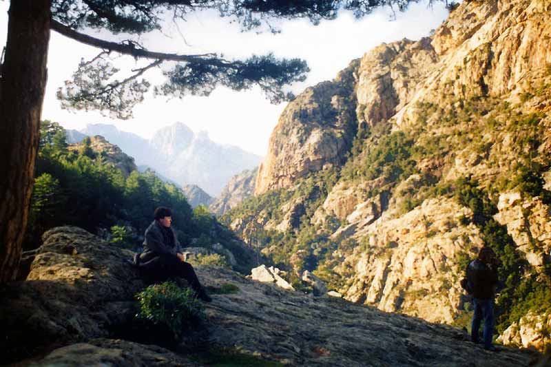 Monique-dans-la-foret-d'Altone.jpg