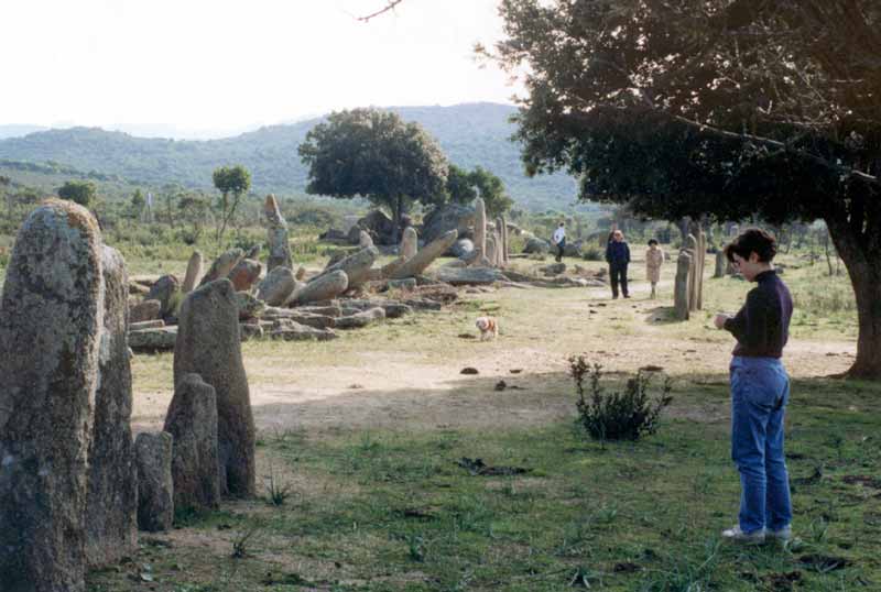 Sartene-Juliette-devant-l'alignement-de-Palaggiu