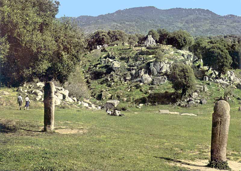 Filitosa-vue-generale-du-site