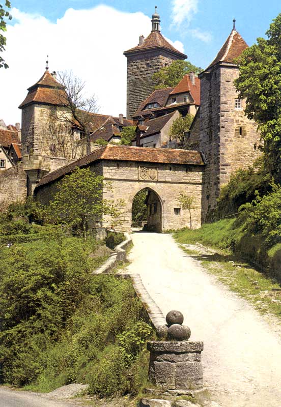 Une porte de
              Rothenburg