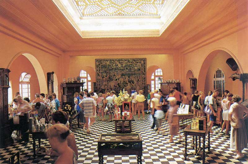 Salle de vente de Molinard