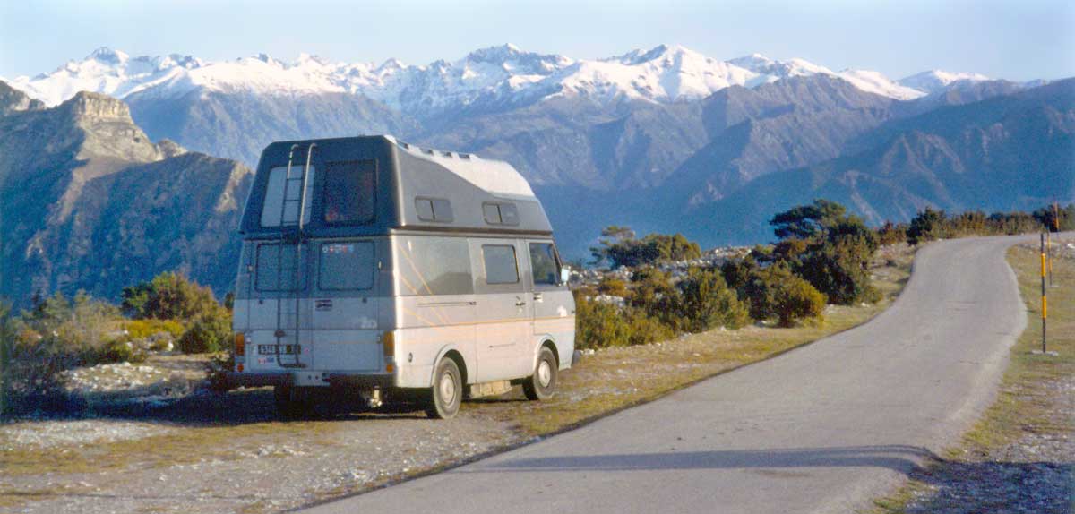 L'AIgle devant les cimes du Mercantour