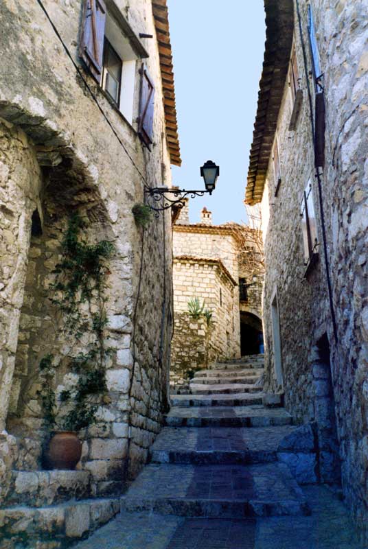 Escalier et ruelles d'Èze