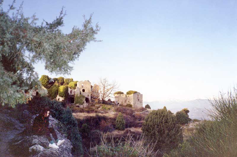 Ruines de Chateauneuf-de-Contes