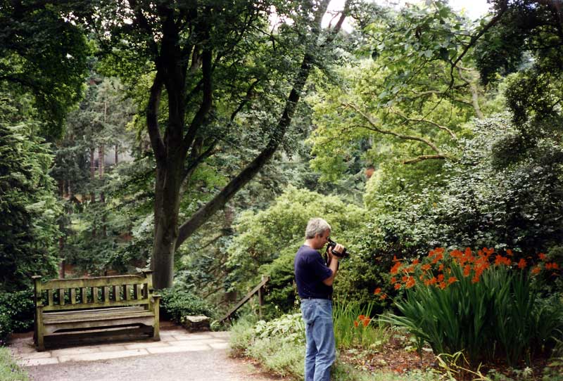 jean-Paul filme la bordure dans la Combe