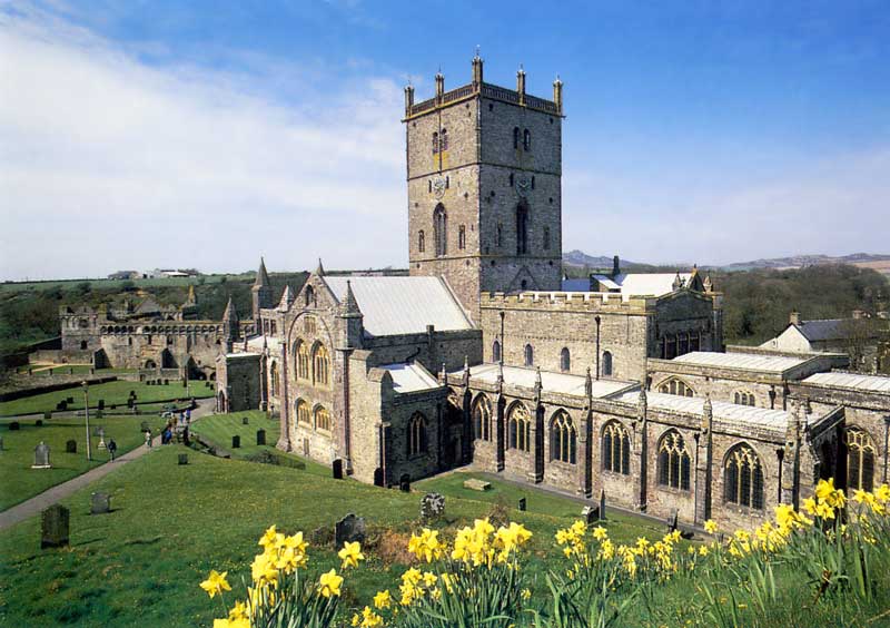 Cathedrale de Dt David de l'extérieur