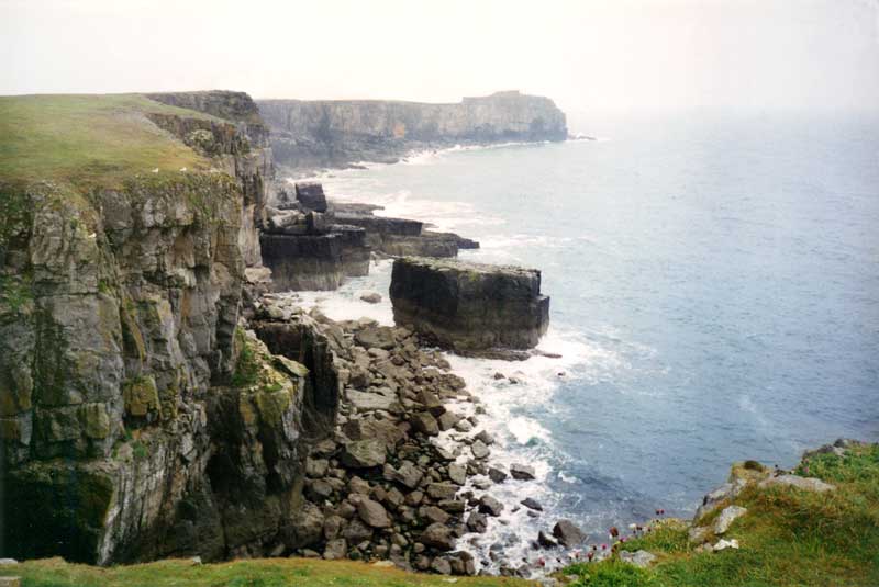 St Govan's
                Head au matin