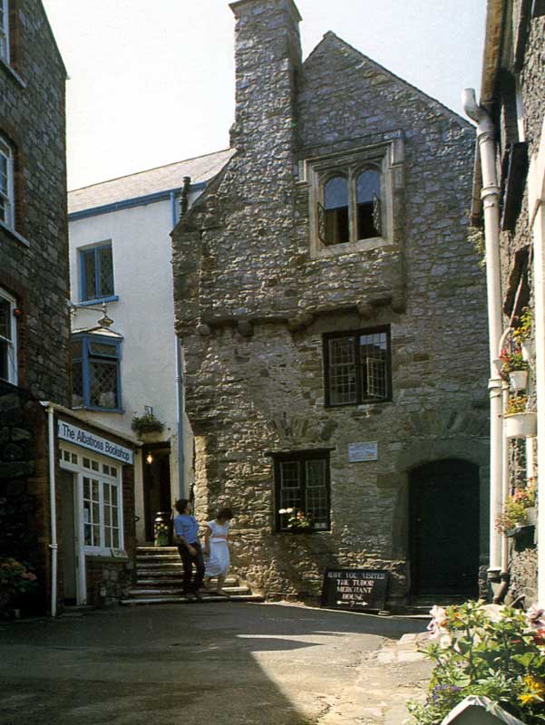 Tenby :
                Merchant House