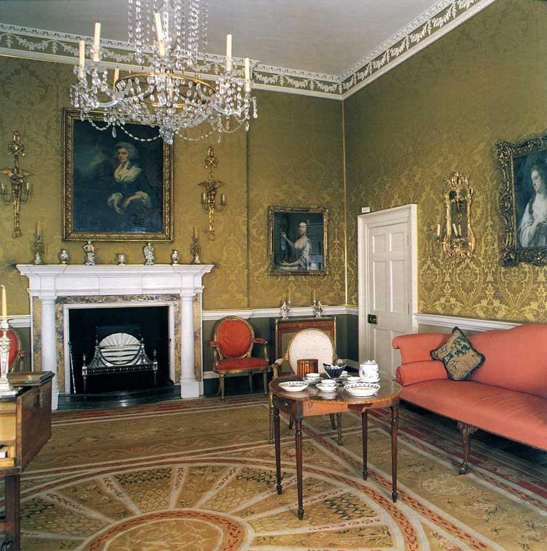 Salon (salle de jeu et de musique)