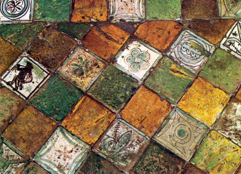 Pavage
                  polychrome du studium de Benoît XII (1339)