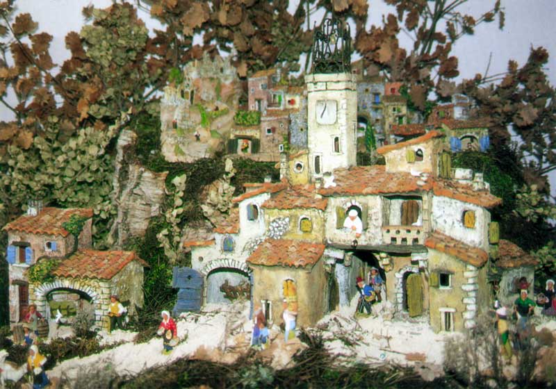 Au Salon des santonniers, le village provençal