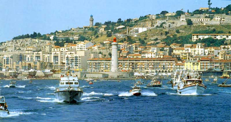 Le
          port de Sète un jour de fête