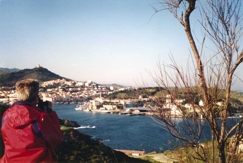 Jean-Pau;
                  filme Port-Vendre depuis la route du Cap Béar