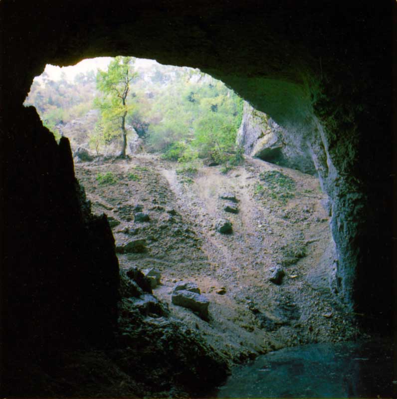 L'entrée de gouffre asséché