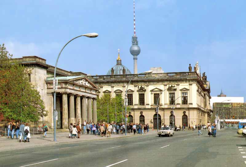 berlin-unter-der-linden-arsenal
