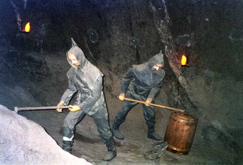 Wieliczka : anciens salins au travail