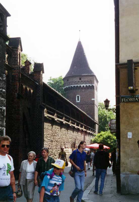 Sur la rue Florian