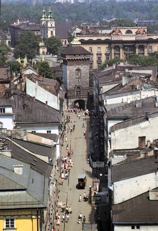 Krakow : porte et rue Florian