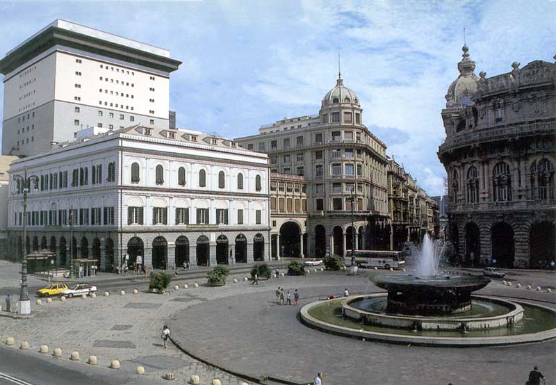Genova : la Piazza de Ferrari