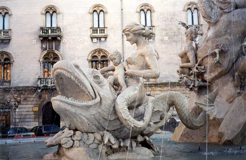 Détails de la Fontaine de Diane
