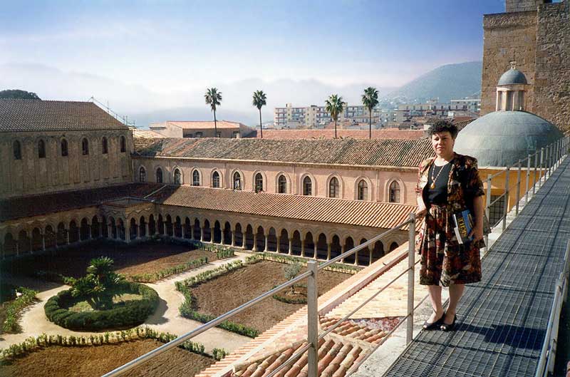 Monique sur le toit de la cathédrale de
                    Monreale