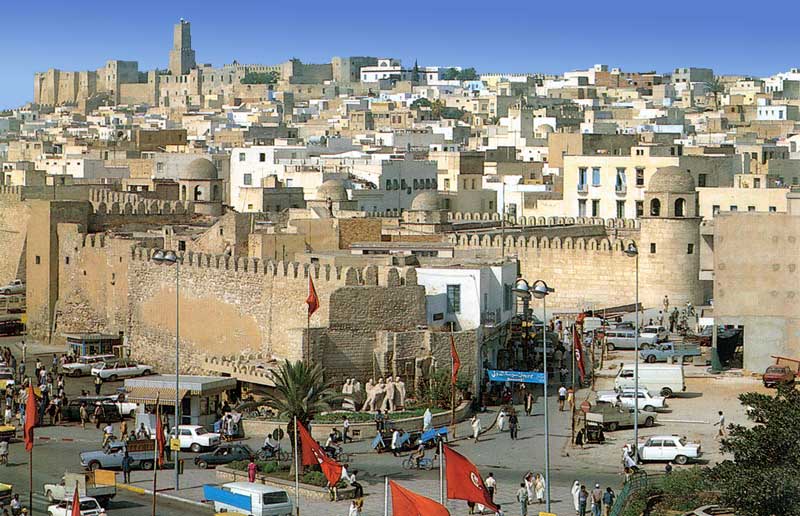 La medina
                de Sousse et la Grande Mosquée depus le nador du ribat