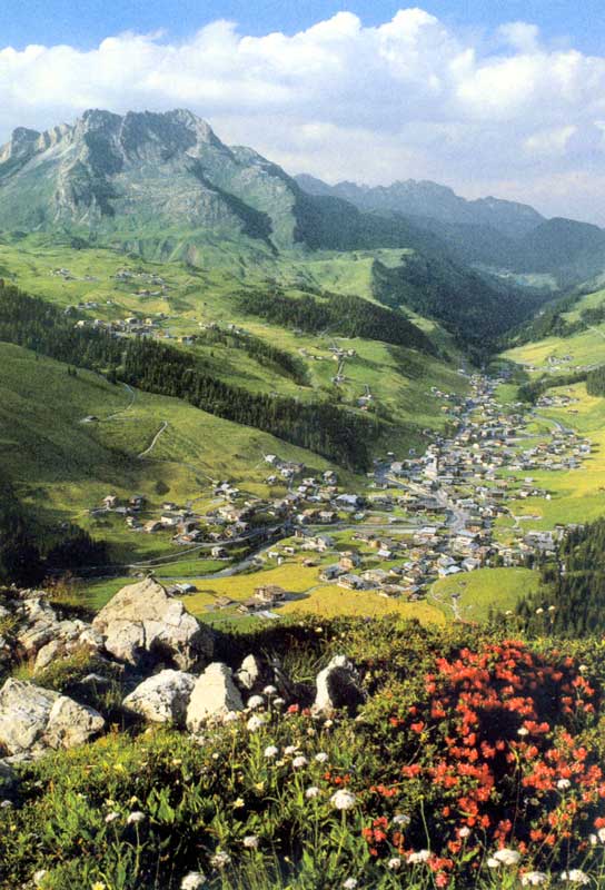 Au
                  dessus de Lech