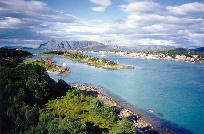 Depuis le tablier du pont sur le Brønnøyosund