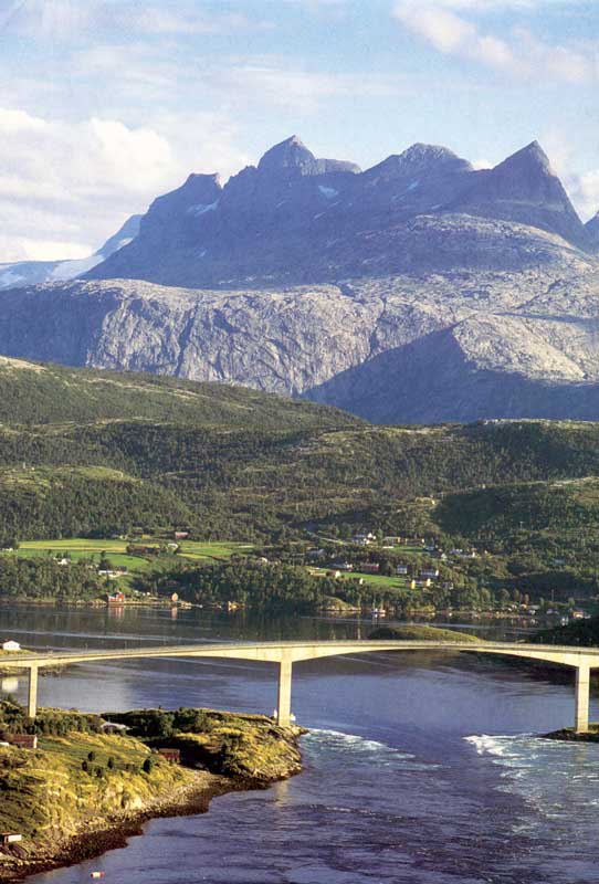 Pont de
                  Bødo