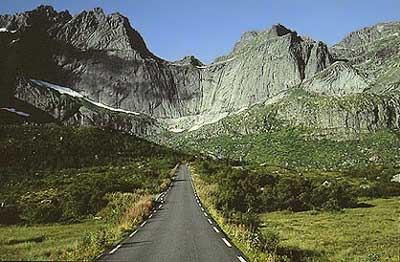 La route vers Nusfjord