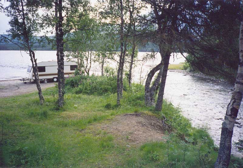 Bivouac sur
        l'Ømmervatnet