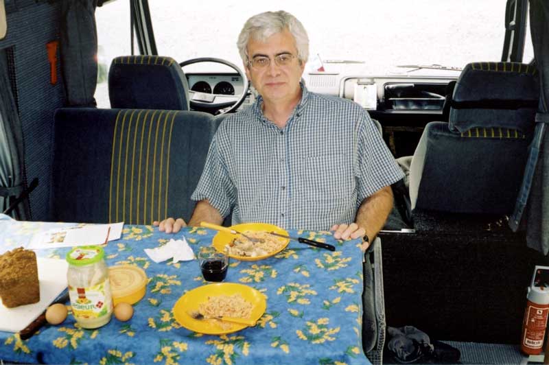 Jean-Paul déjeune dans l'Aigle