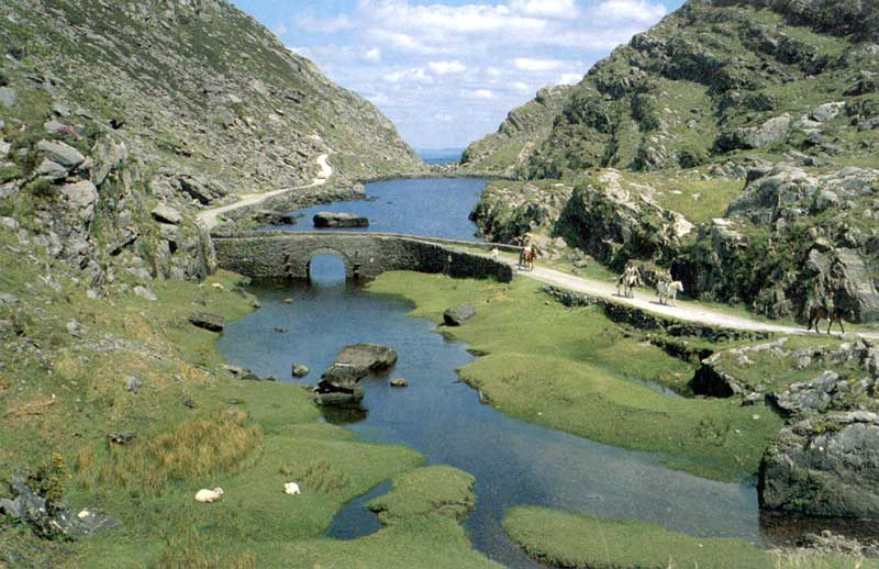 Promenade à
        cheval dans le Gap of Dunloe