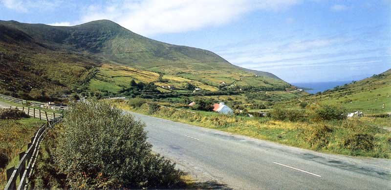 Iveragh-Peninsula-Glenbeigh