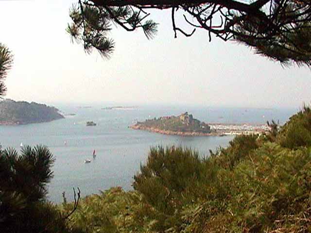Panorama de la
              pointe de Bihit