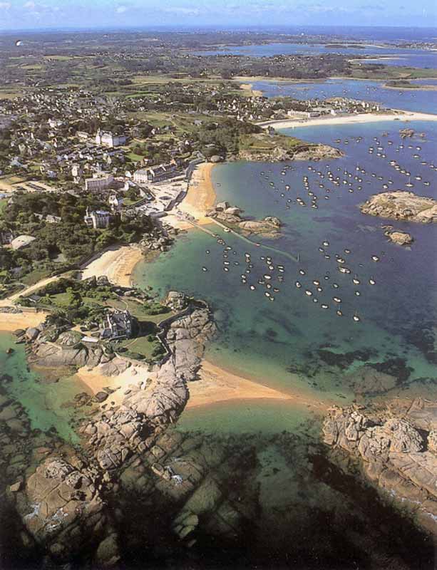 Plages de
              Tregastel