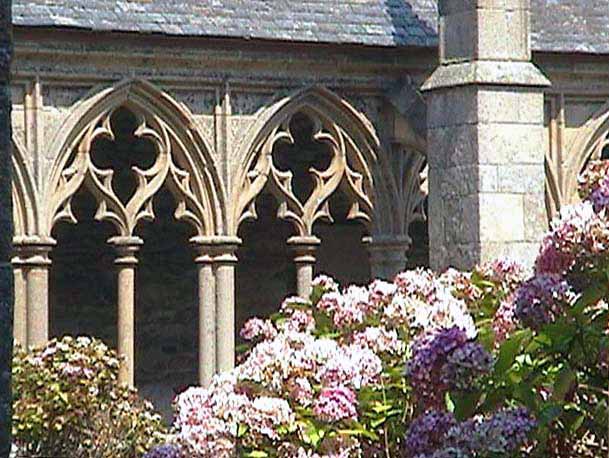 cloitre-de-la-cathedrale-de-Treguier