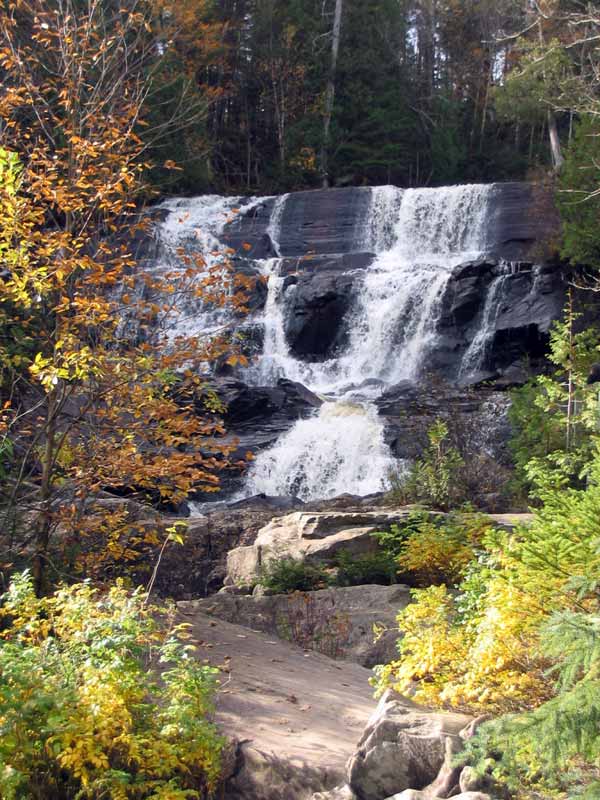 Mt-Tremblant : la Chute-aux-Rats