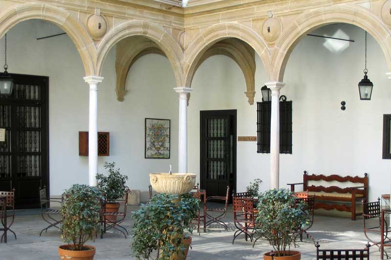Patio du Palacio du doyen Ortega