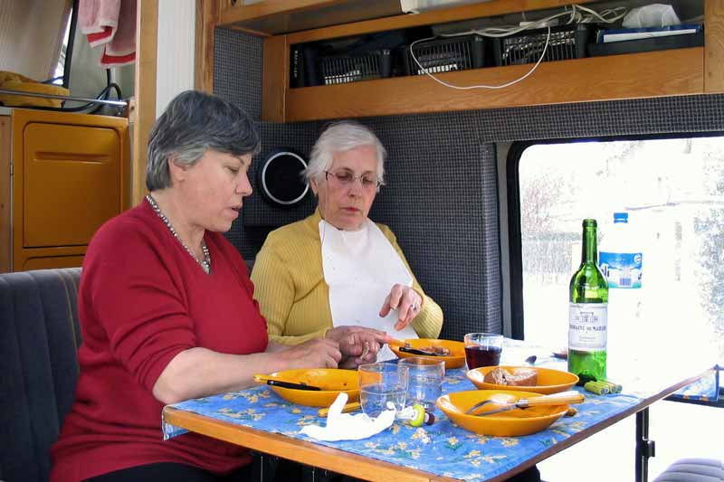À Ste-Foy, dernier repas avec Jehanne dans l'Aigle