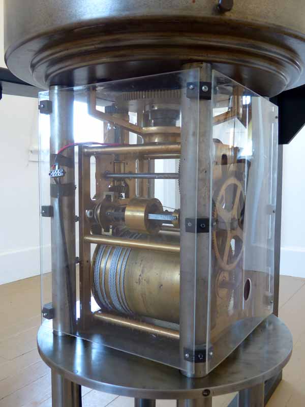 Phare de Colchester Point : le mécanisme de
                rotation