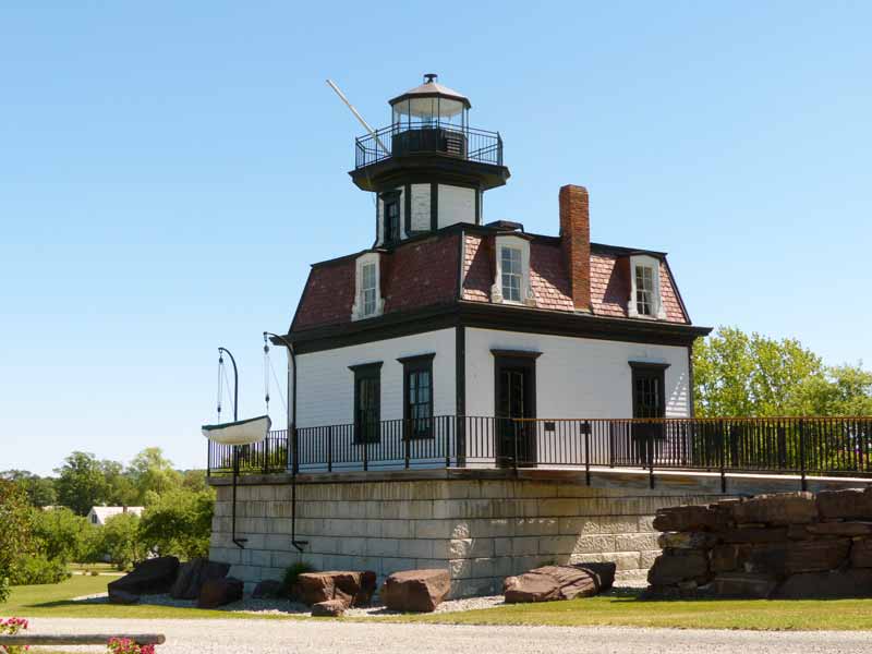 Phare de Colcheste Point : vue exterieur