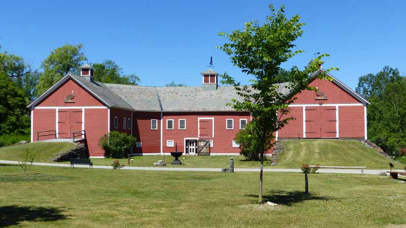 Horseshoe Barn au matin