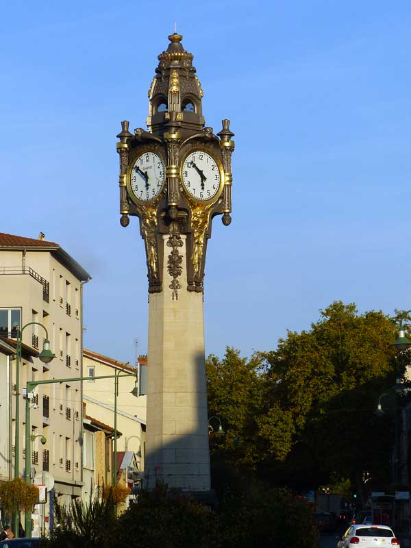 Point-du-Jour : L'Horloge du Carrefour