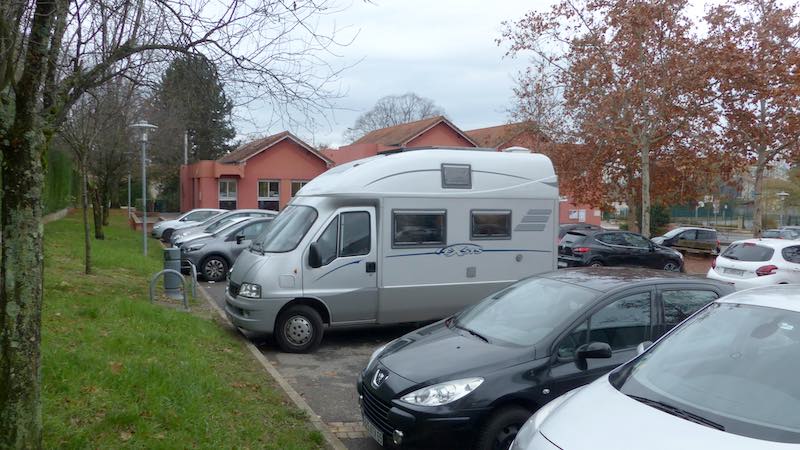 Ste-Foy : l'un de nos bivouacs place Soubeirat