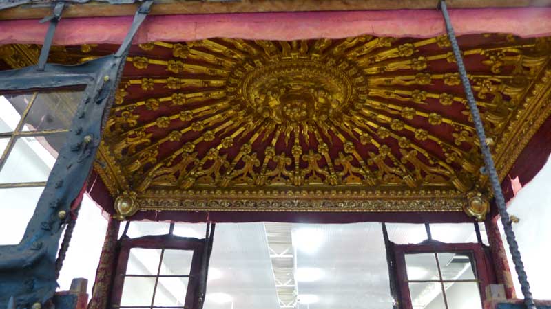 Musée des Carrosses : dais u-cdarrosse de Felippe
                  II