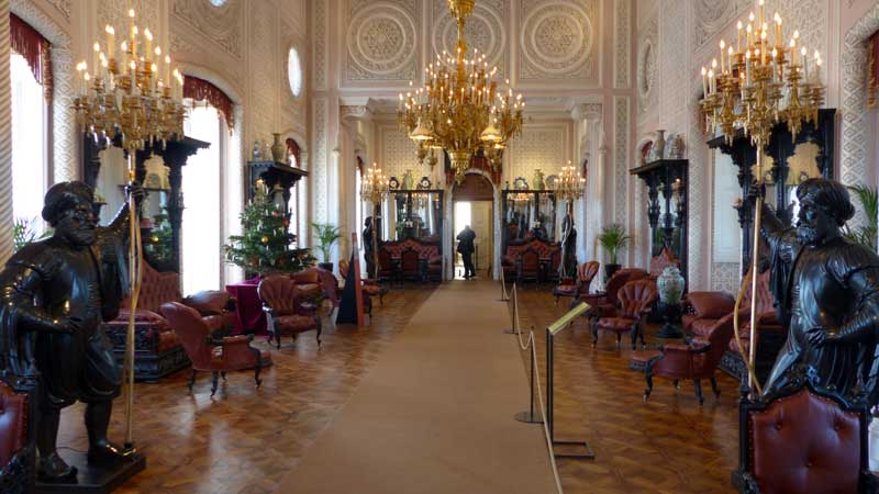 Grand-Hall -du-chateau-de-Pena