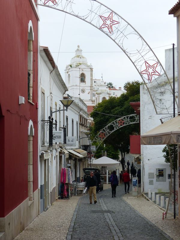 Lagos : vers l'église Santo Antonio