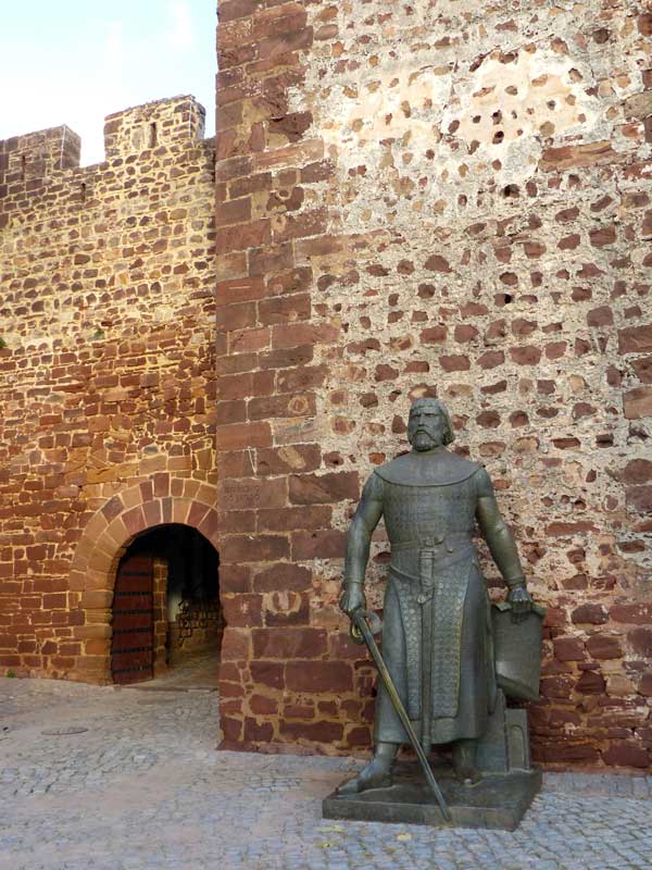 Silves-Don-Paio-Peres-Correia-conquerant-en-1242-dans-castelo