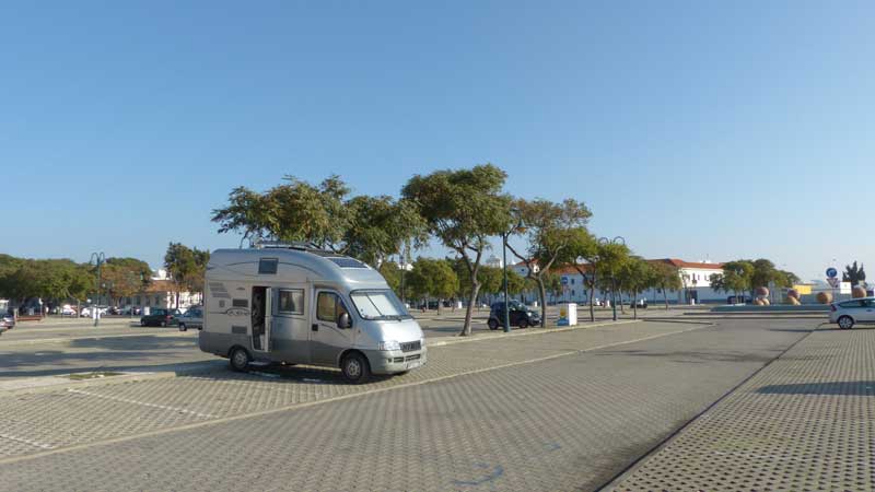 Faro-bivouac-Largo-de--Sao-Francisco